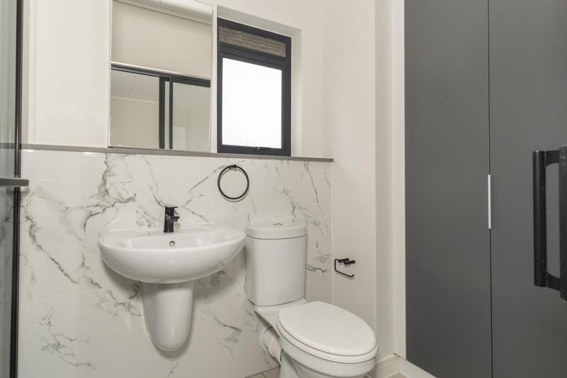 2 Bedroom Property for Sale in The Huntsman Western Cape
